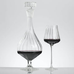 Decantor ELYSEE și pahar de vin roșu ELYSEE (set de 4)