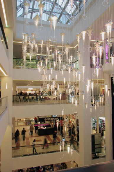 Colecție OEM de globuri suflate manual pentru mall din Paris